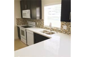 5860 S Sable Cir, Margate, FL 33063, Sold 05/02/17