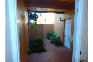 12056 S Las Palmas Dr, Pembroke Pines, FL 33025, Sold 05/03/17