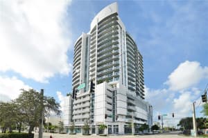 315 NE 3rd Ave, Fort Lauderdale, FL 33301, Sold 09/22/17
