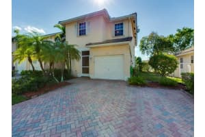 3951 NW 90th Way, Sunrise, FL 33351, Sold 05/10/17