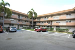 8405 NW 61st St, Tamarac, FL 33321, Sold 11/27/17