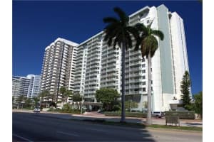 5701 Collins Ave, Miami Beach, FL 33140, Sold 08/17/17