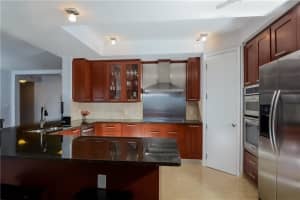 2501 N Ocean Blvd, Fort Lauderdale, FL 33305, Sold 11/03/17