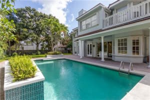 2850 Hampton Cir E, Delray Beach, FL 33445, Sold 11/14/17