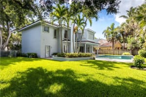 2850 Hampton Cir E, Delray Beach, FL 33445, Sold 11/14/17