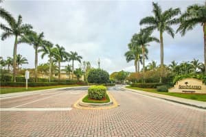2104 Pasa Verde Ln, Weston, FL 33327, Sold 06/08/17
