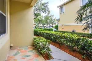 2104 Pasa Verde Ln, Weston, FL 33327, Sold 06/08/17