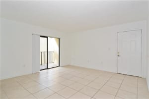 251 Palm Cir W, Pembroke Pines, FL 33025, Sold 12/01/17
