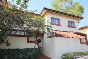 8842 NW 48th St, Sunrise, FL 33351, Sold 05/09/17