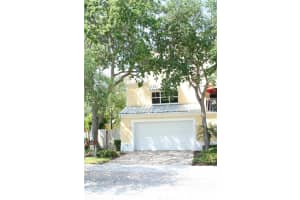 701 SE 16th St, Fort Lauderdale, FL 33316, Sold 06/07/17