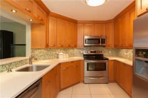 340 Sunset Dr, Fort Lauderdale, FL 33301, Sold 04/12/18