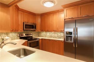 340 Sunset Dr, Fort Lauderdale, FL 33301, Sold 04/12/18