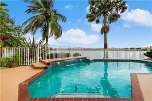 10230 NW 60th Pl, Parkland, FL 33076, Sold 05/26/17