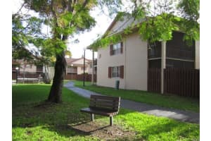 11237 N Kendall Dr, Miami, FL 33176, Sold 05/19/17