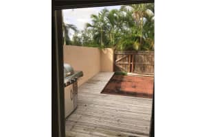 3050 S Oakland Forest Dr, Oakland Park, FL 33309, Sold 12/28/17