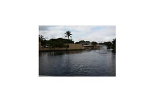 7020 Crown Gate Ct, Miami Lakes, FL 33014, Sold 07/12/17