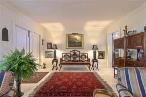 1800 NE 23rd Ave, Fort Lauderdale, FL 33305, Sold 06/15/17