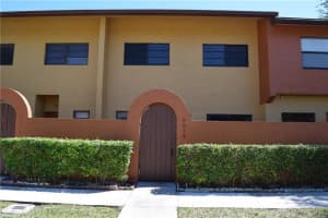 9016 NW 45th Ct, Sunrise, FL 33351, Sold 05/31/17