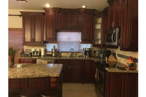 11365 Lakeview Dr, Coral Springs, FL 33071, Sold 06/12/17