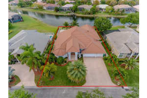 8319 NW 43rd St, Coral Springs, FL 33065, Sold 08/08/17