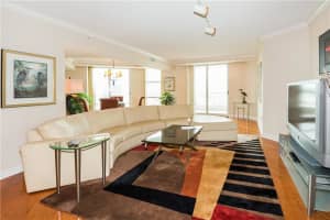 401 SW 4th Ave, Fort Lauderdale, FL 33315, Sold 05/26/17