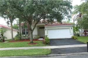 75 Gables Blvd, Weston, FL 33326, Sold 08/14/17