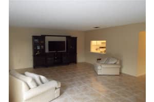 5207 Gate Lake Rd, Tamarac, FL 33319, Sold 06/20/17