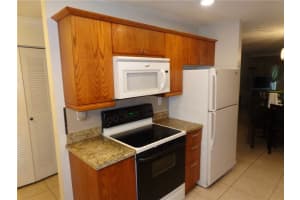 1371 NW 94th Way, Coral Springs, FL 33071, Sold 07/17/17