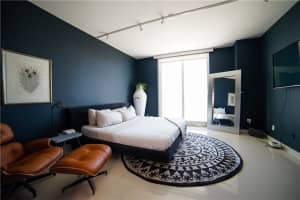 315 NE 3rd Ave, Fort Lauderdale, FL 33301, Sold 08/04/17