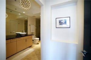 315 NE 3rd Ave, Fort Lauderdale, FL 33301, Sold 08/04/17