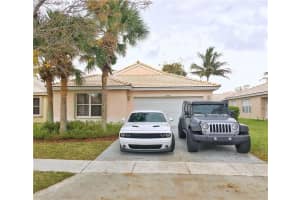 20846 NW 16th St, Pembroke Pines, FL 33029, Sold 06/28/17