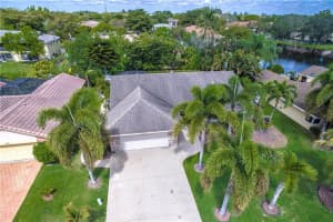 4356 NW 113th Terrace, Coral Springs, FL 33065, Sold 06/12/17