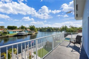 2207 NE 17th Ct, Fort Lauderdale, FL 33305, Sold 10/07/19