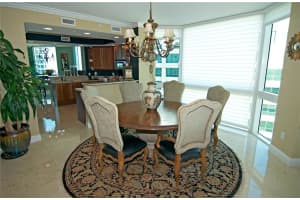 411 N New River Dr E, Fort Lauderdale, FL 33301, Sold 04/30/18