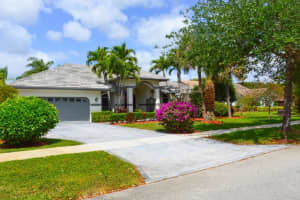 2240 Rabbit Hollowe Cir, Delray Beach, FL 33445, Sold 08/01/17