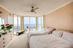 17555 Collins Ave, Sunny Isles Beach, FL 33160, Sold 12/22/17