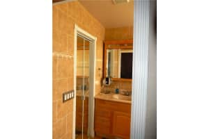 413 Lakeside Cir, Sunrise, FL 33326, Sold 06/16/17