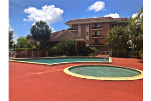 17650 NW 68th Ave APT A3009, Hialeah, FL 33015, Sold 10/04/17