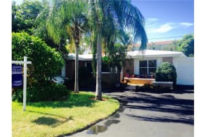 2415 NE 8th St, Fort Lauderdale, FL 33304, Sold 02/28/18