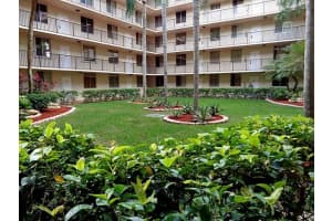 3233 Riverside Dr, Coral Springs, FL 33065, Sold 08/04/17