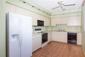 2300 NE 33rd Ave, Fort Lauderdale, FL 33305, Sold 08/10/17