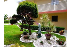 3216 SE 12th St, Pompano Beach, FL 33062, Sold 12/19/17