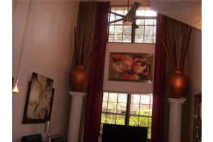 240 City View Dr, Fort Lauderdale, FL 33311, Sold 06/30/17