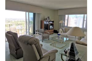 1200 Hibiscus Ave, Pompano Beach, FL 33062, Sold 08/31/18