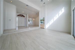 5455 E Leitner Dr, Coral Springs, FL 33067, Sold 11/09/17
