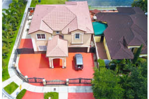 9063 NW 178th Ln, Hialeah, FL 33018, Sold 08/02/17