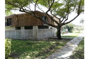 9444 NW 48th St, Sunrise, FL 33351, Sold 01/02/18