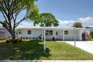 4621 SW 34th Dr, Fort Lauderdale, FL 33312, Sold 08/24/17