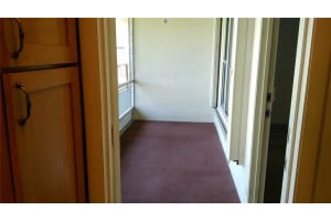 808 SE 7th St, Deerfield Beach, FL 33441, Sold 02/26/18