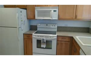 808 SE 7th St, Deerfield Beach, FL 33441, Sold 02/26/18